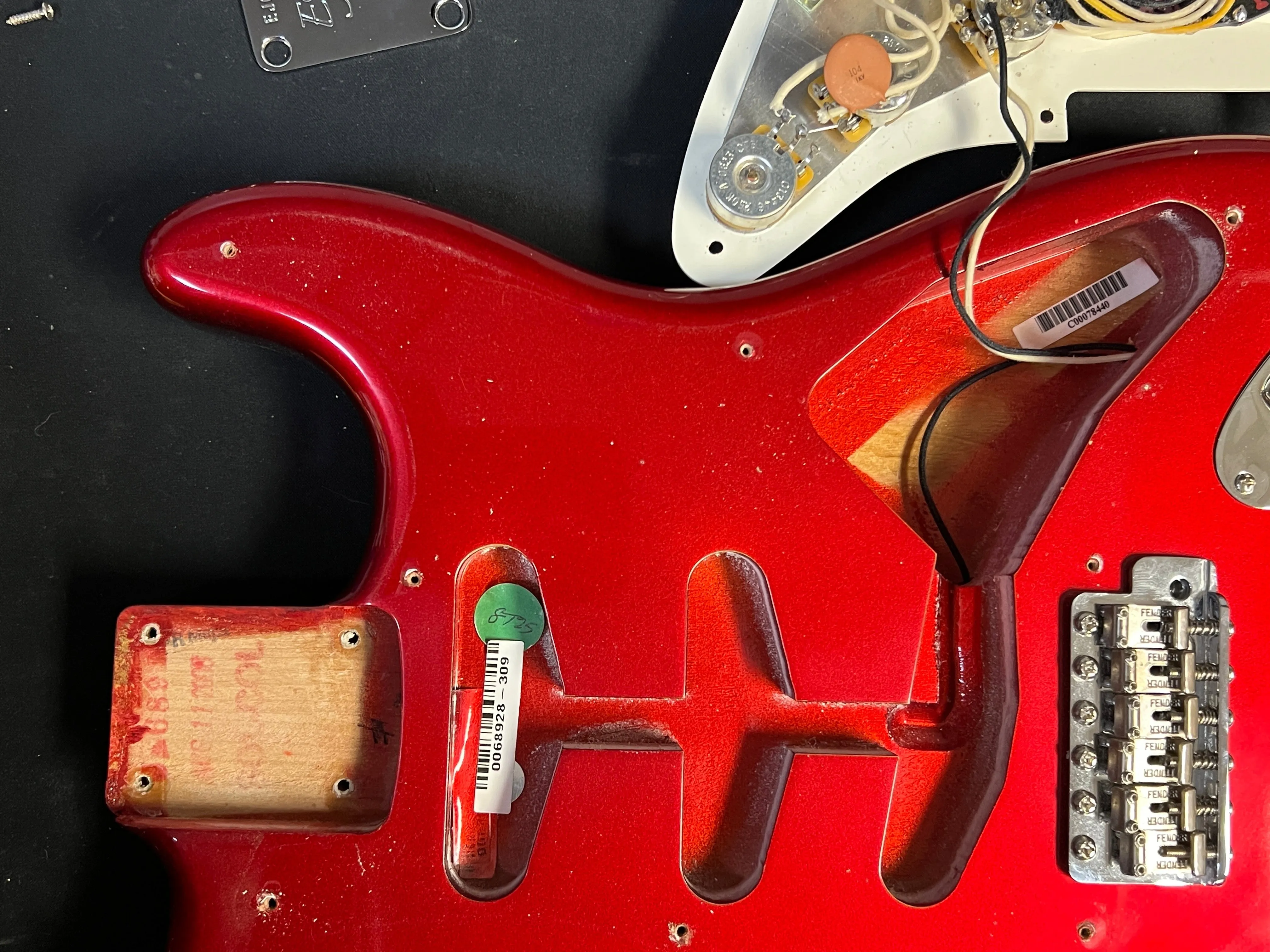SOLD - Fender Stratocaster Eric Johnson 2006 Candy Apple Red