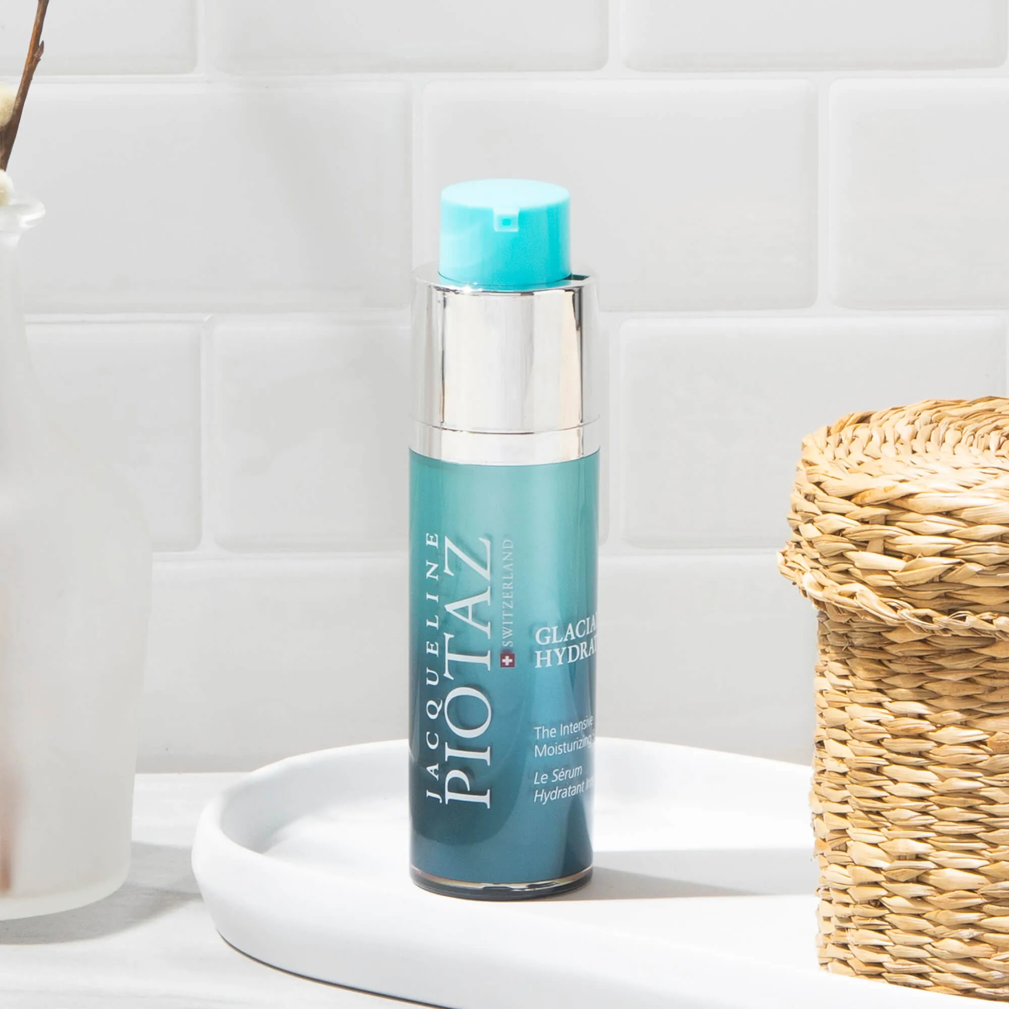 The Intensive Moisturizing Serum