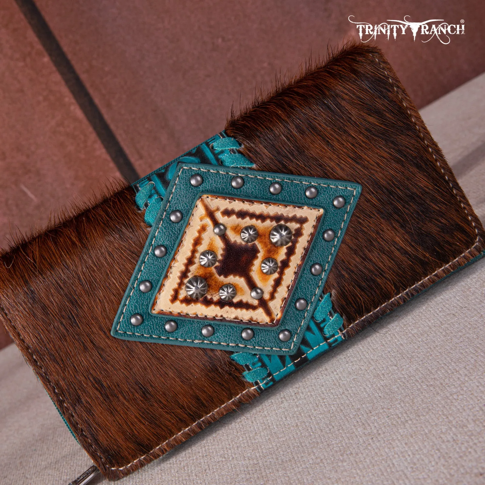 TR146-W010 Trinity Ranch Hair-On Cowhide Wallet