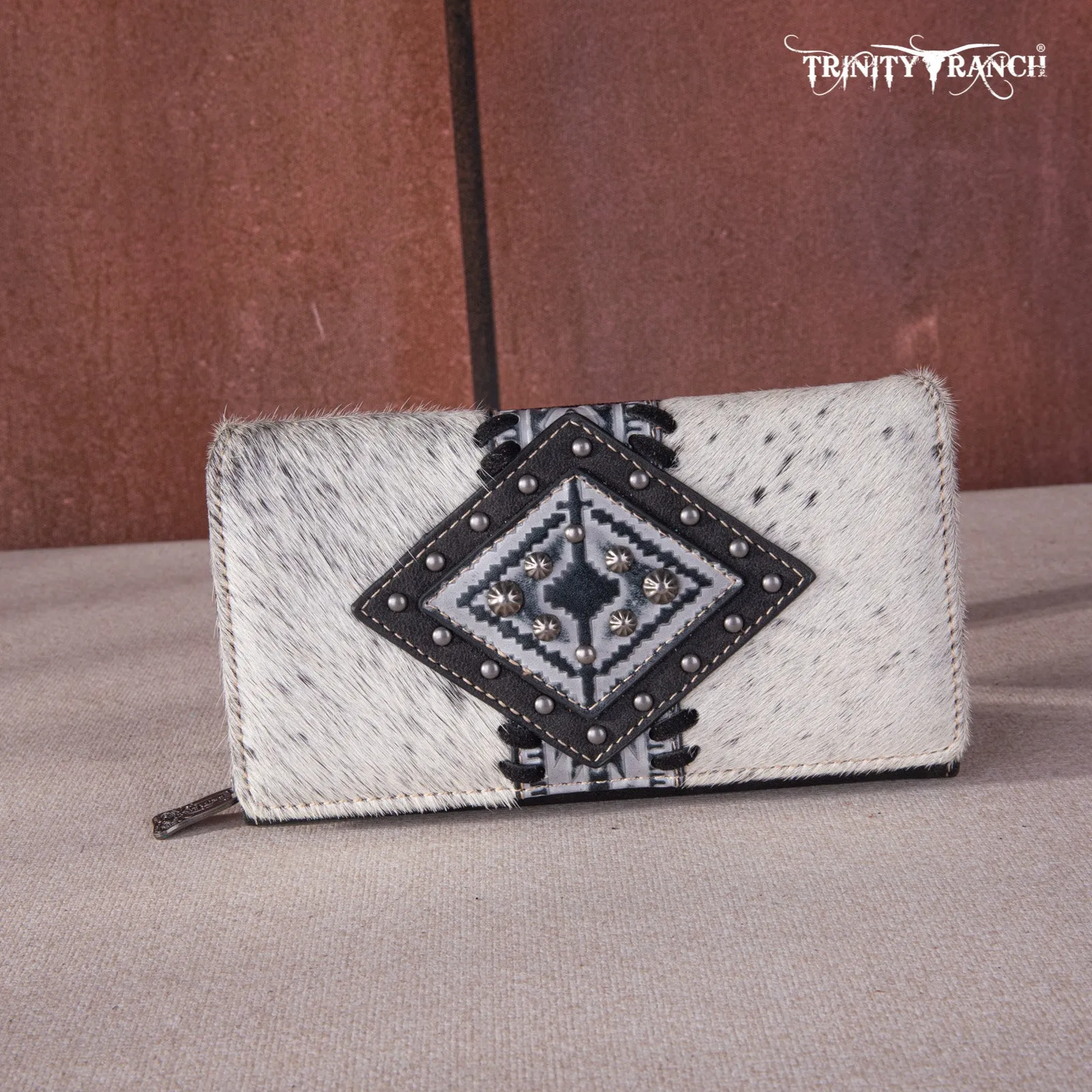 TR146-W010 Trinity Ranch Hair-On Cowhide Wallet