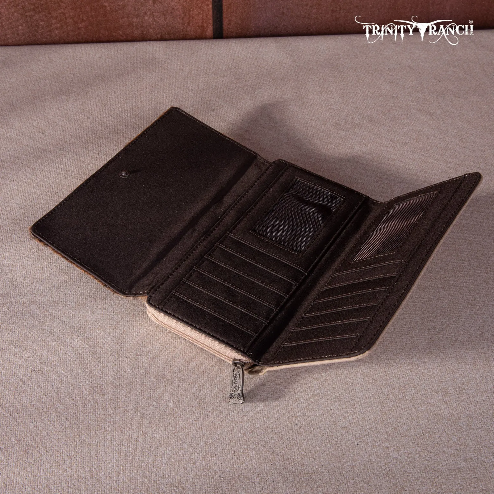TR146-W010 Trinity Ranch Hair-On Cowhide Wallet