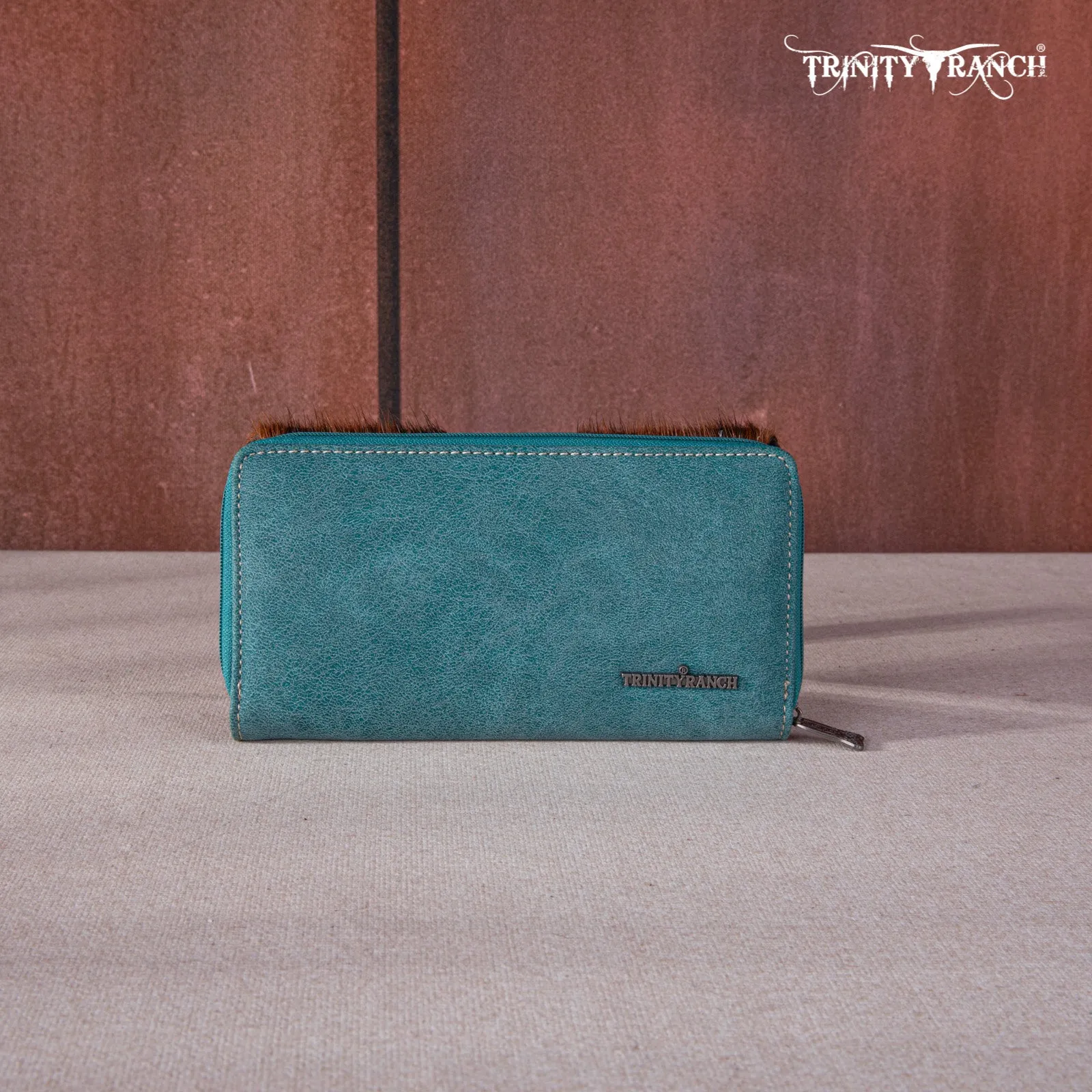 TR146-W010 Trinity Ranch Hair-On Cowhide Wallet