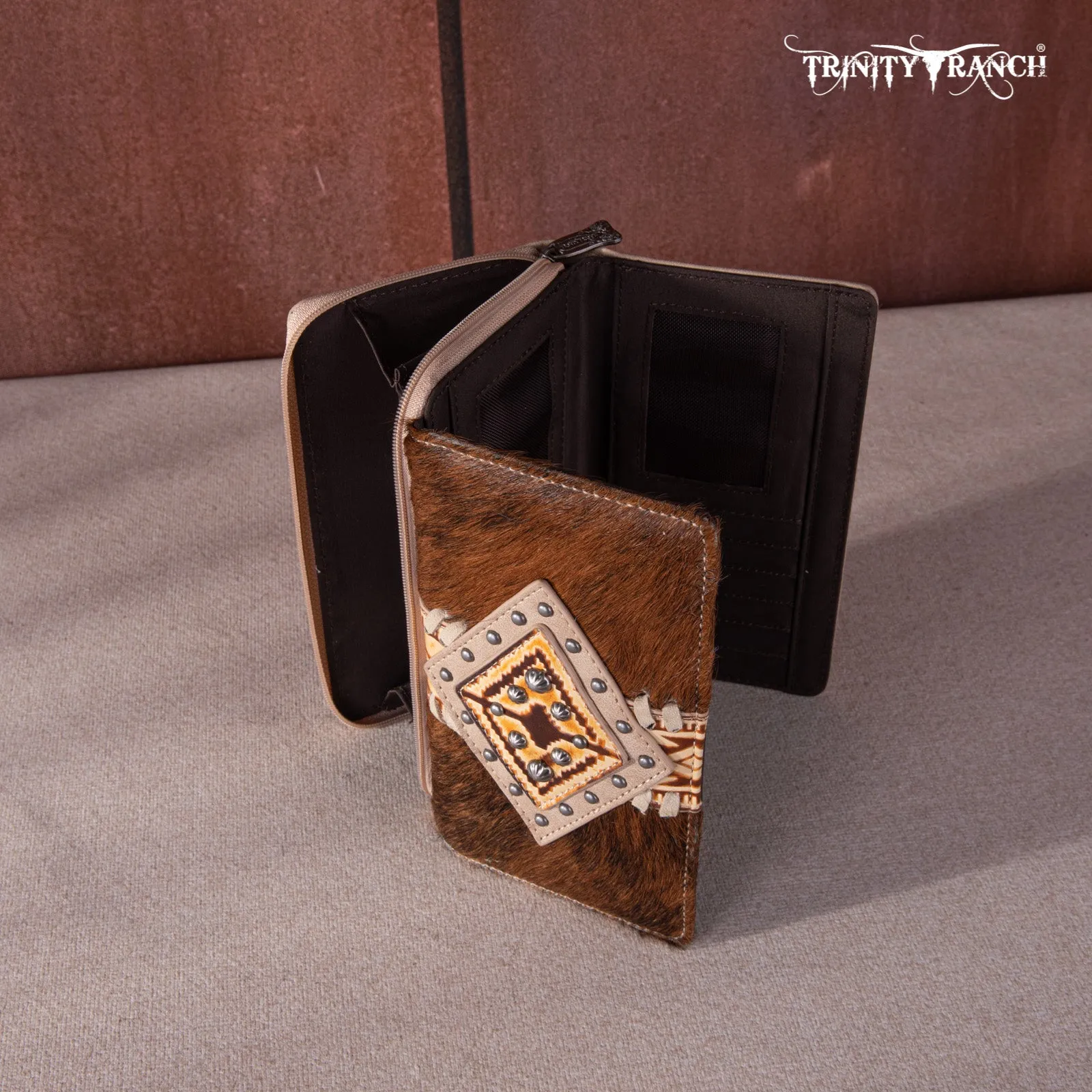 TR146-W010 Trinity Ranch Hair-On Cowhide Wallet