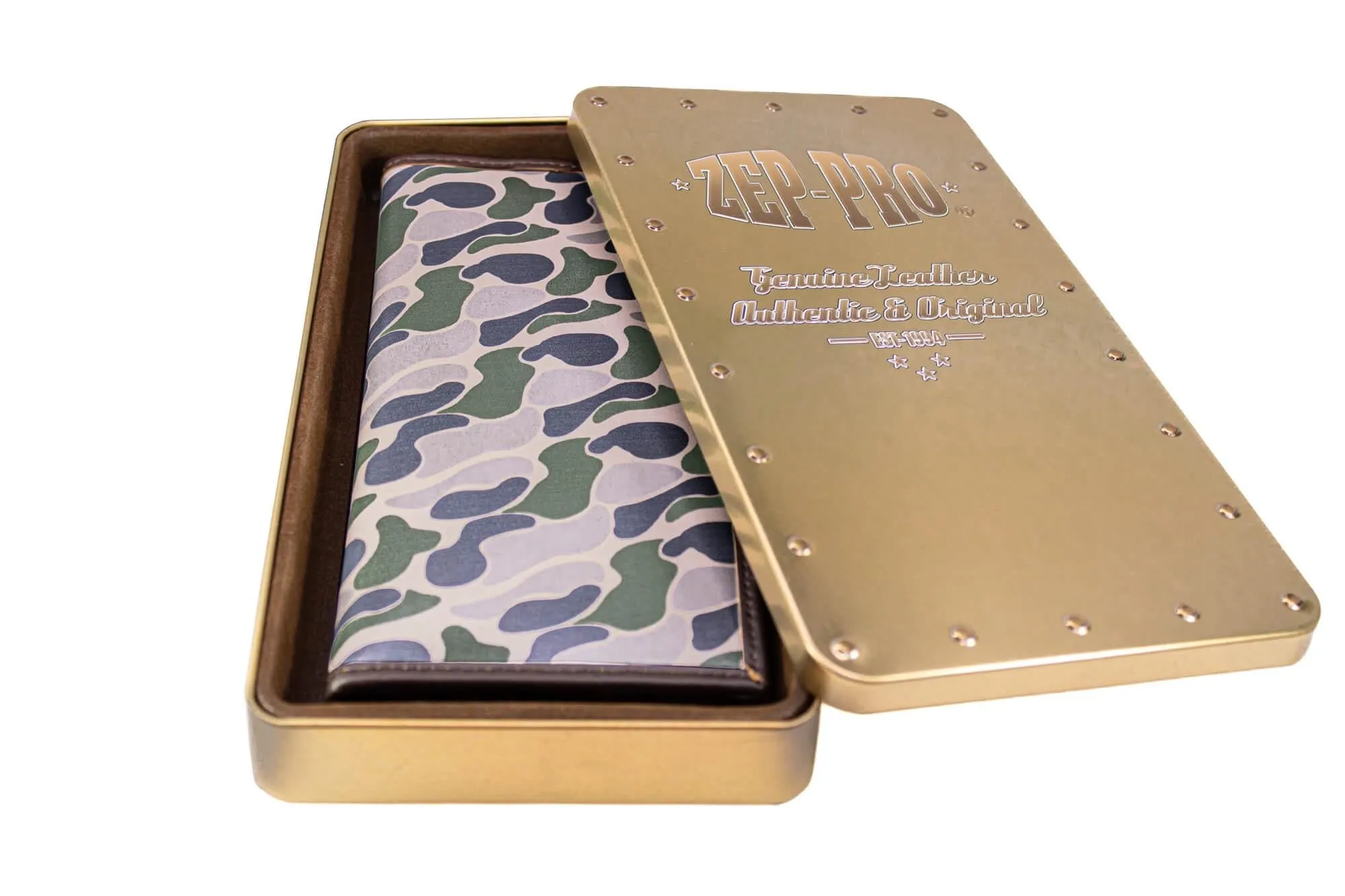 USA Flag Men's Secretary Old School Camo Leather Wallet.