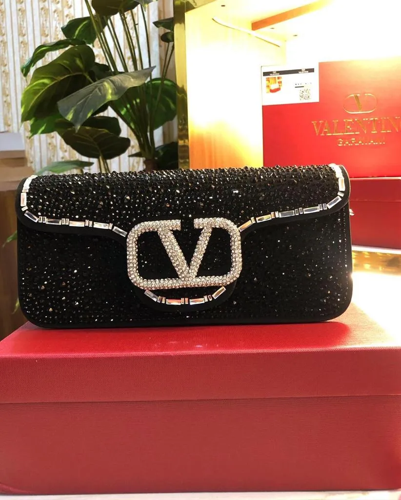 Valntino's DESIGNER by