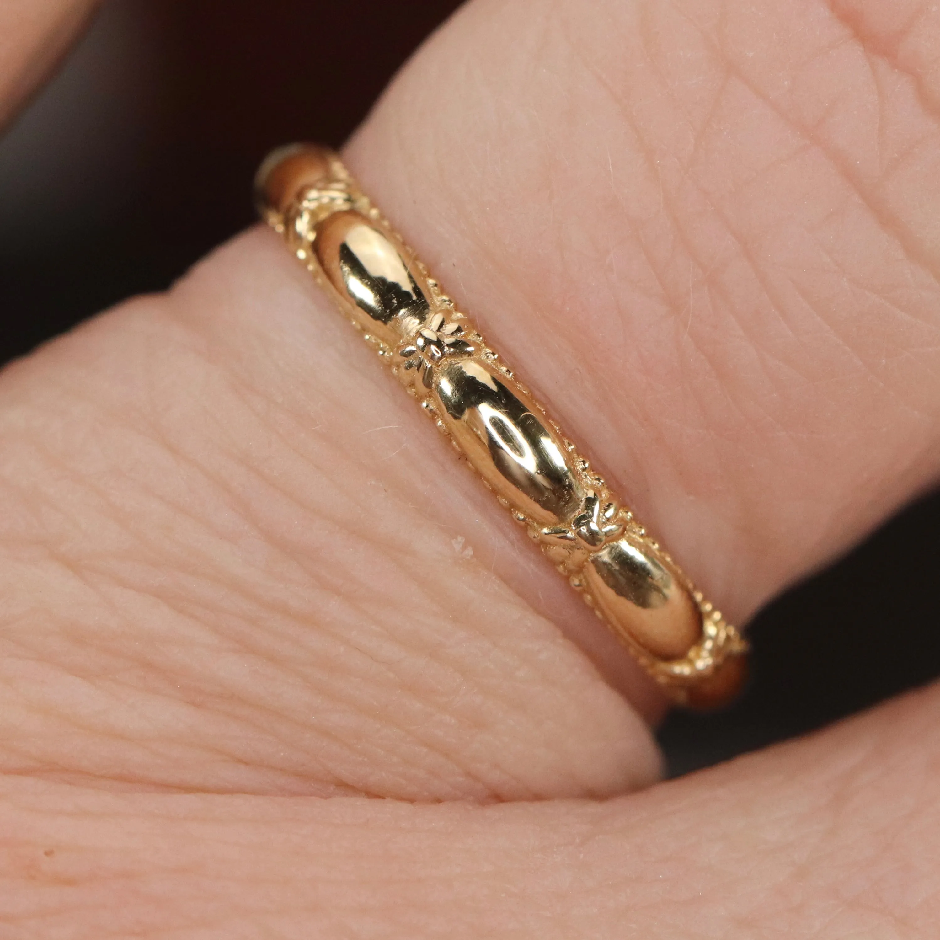 Vintage patterned gold band in 14k yellow gold