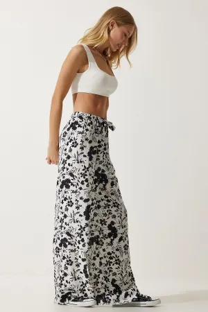 Woman White Patterned Viscose Palazzo Pants EN00606