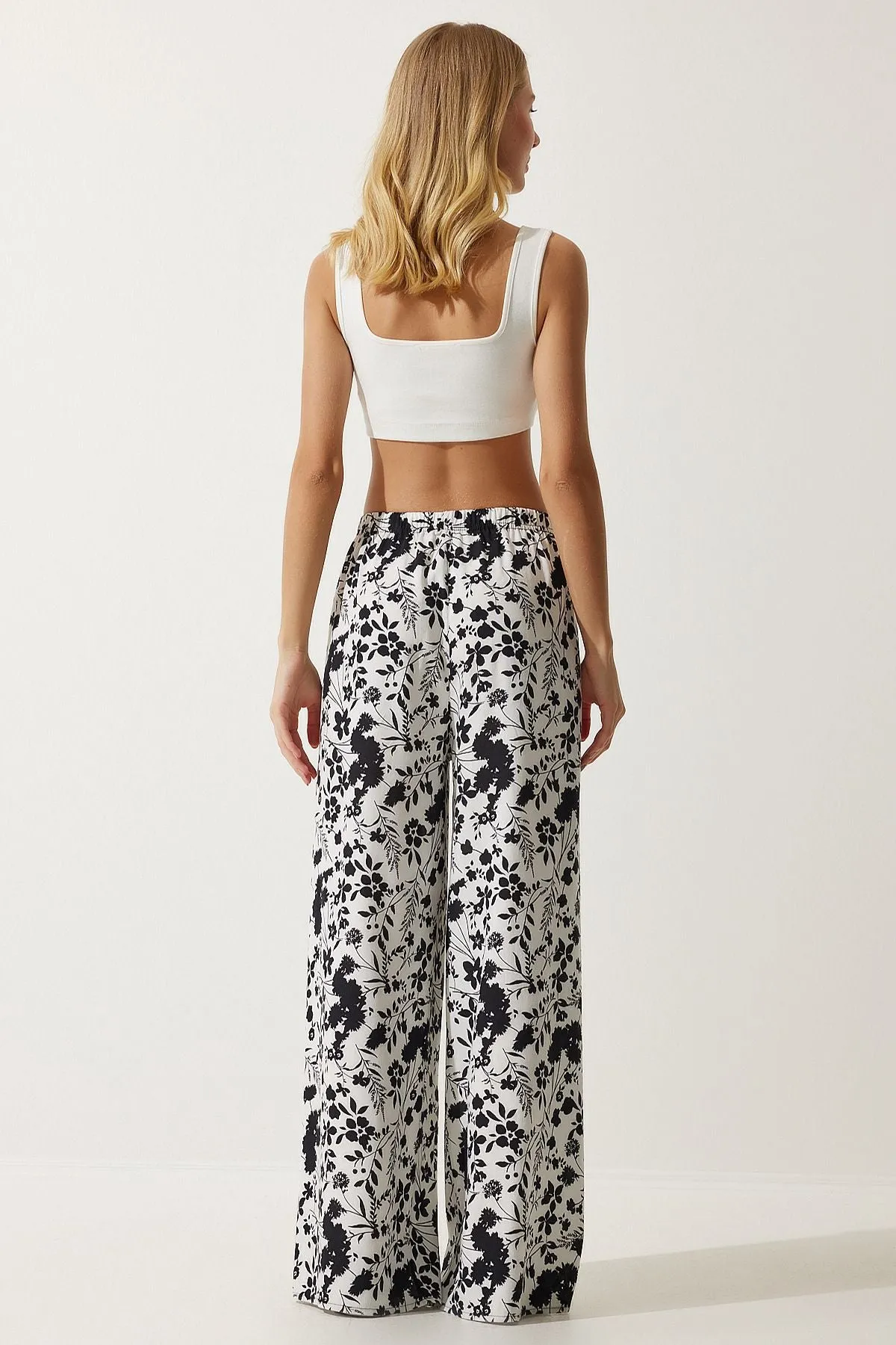 Woman White Patterned Viscose Palazzo Pants EN00606