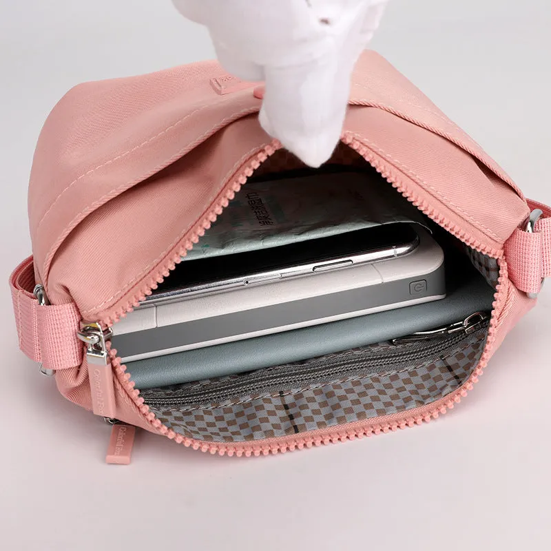 Women's Colorful Fox Fashion Simple Waterproof Nylon Bags